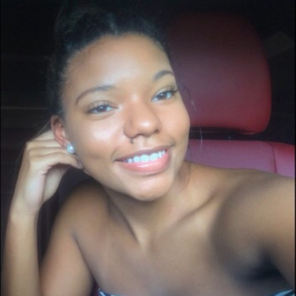 Meet your Posher, Tamya